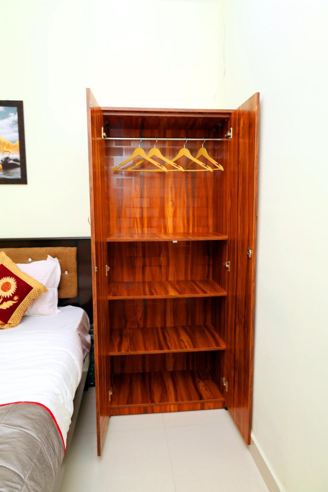 Sri Nilayam Inn Tirupati Kültér fotó