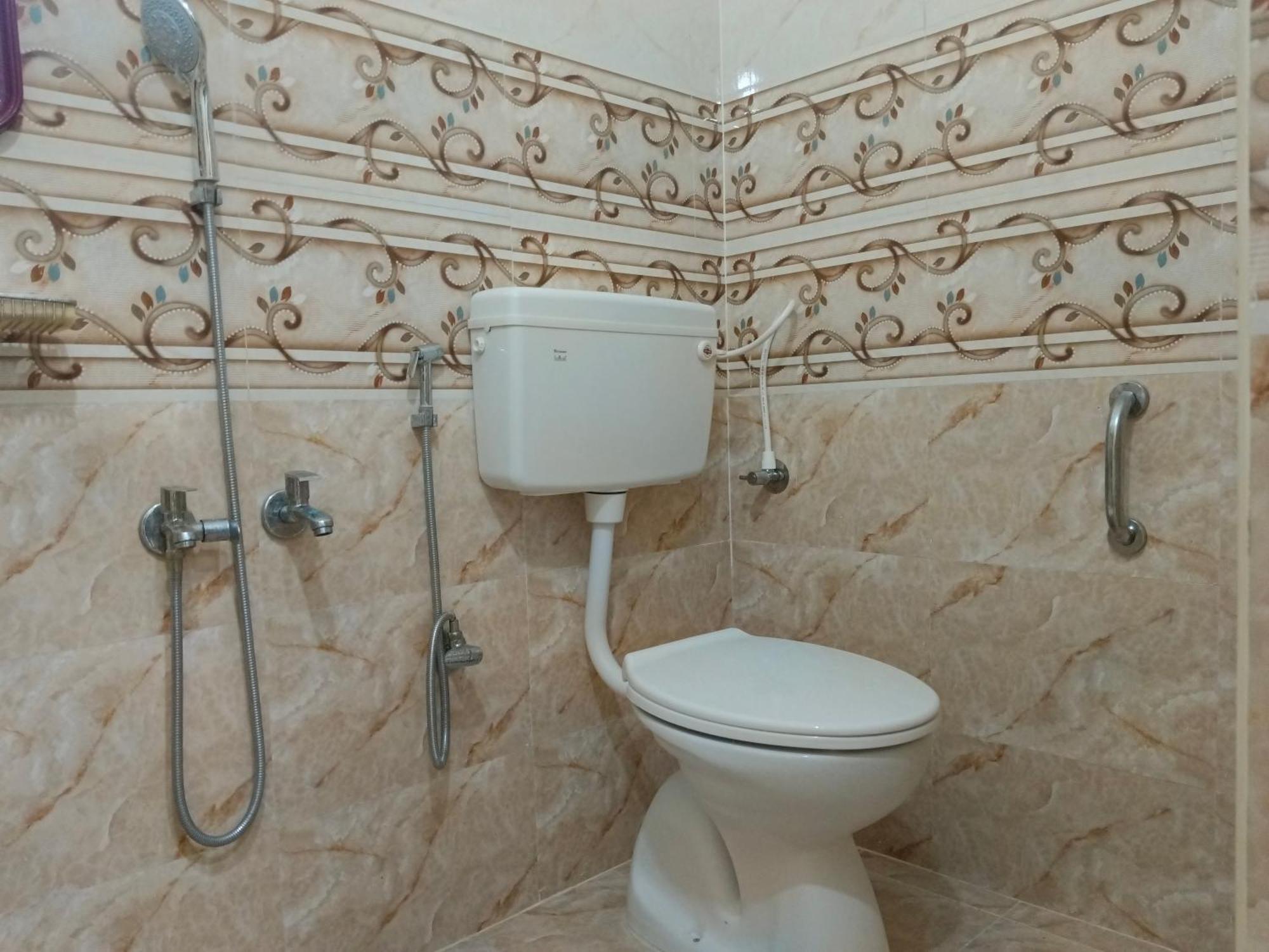 Sri Nilayam Inn Tirupati Kültér fotó